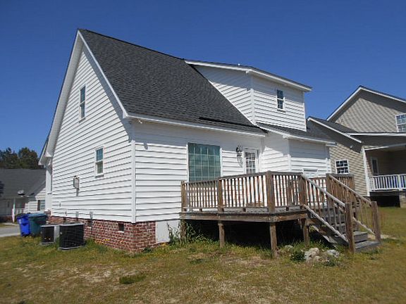 3rd image of 601 Haley Dr