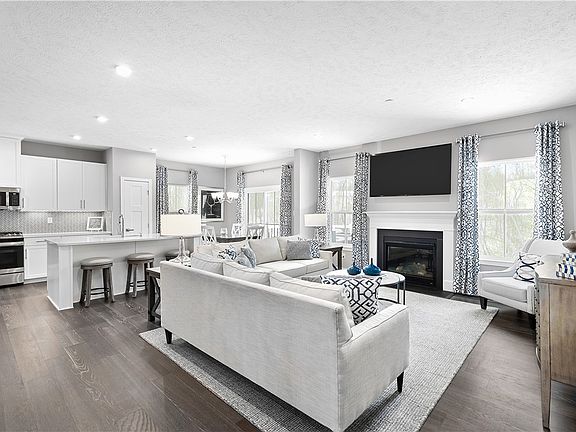 4th image of 137 Victoria Dr