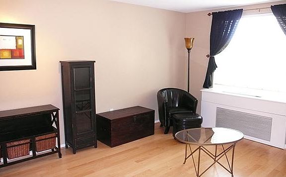3rd image of 1970 Columbia St Unit 416