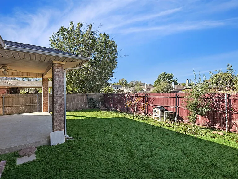 8837 Sunset Trace Dr — Photo 28