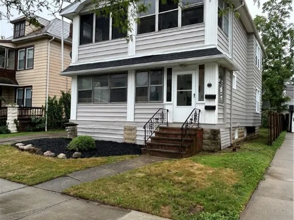 1278 Gladys Ave, Lakewood, OH 44107