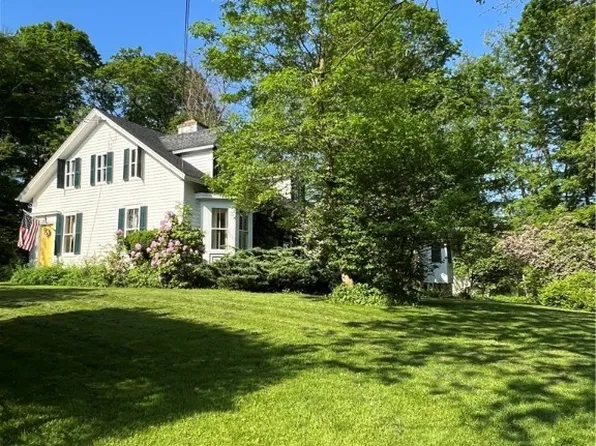 4219 S Street Rd, Marcellus, NY 13108