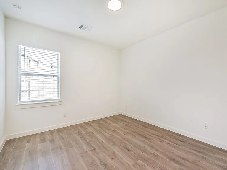 1868 Dry Cherry Ln — Photo 60