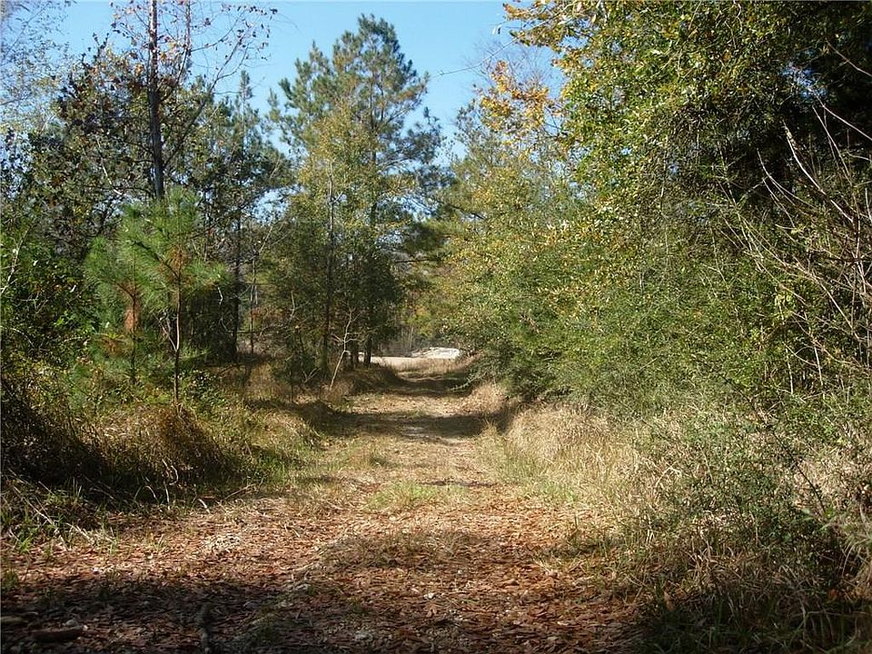 2nd image of River Run Rd
