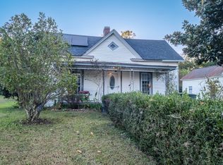 403 Mill St, Graham, NC 27253