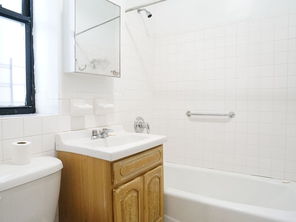 2nd image of 2825 Grand Concourse APT 1E