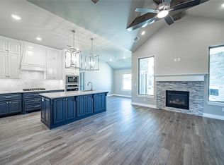 16121 Thistle Ter, Edmond, OK 73013