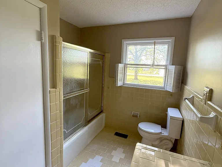 6079 Wall Triana Hwy — Photo 26