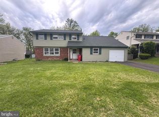 262 Centennial Rd, Warminster, PA 18974