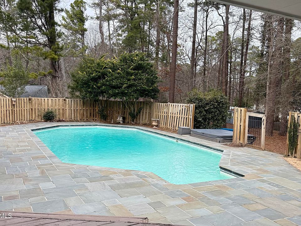 2nd image of 71 Kimberly Dr