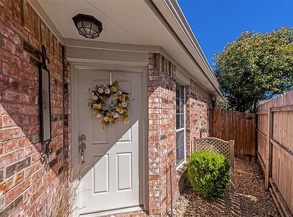 4th image of 6268 Adonia Dr
