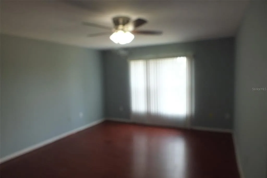 4 bed, 2.5 bath, 2200 sqft, $2,250 — Photo 4