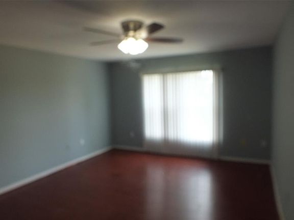 4th image of 437 Fish Hawk Dr