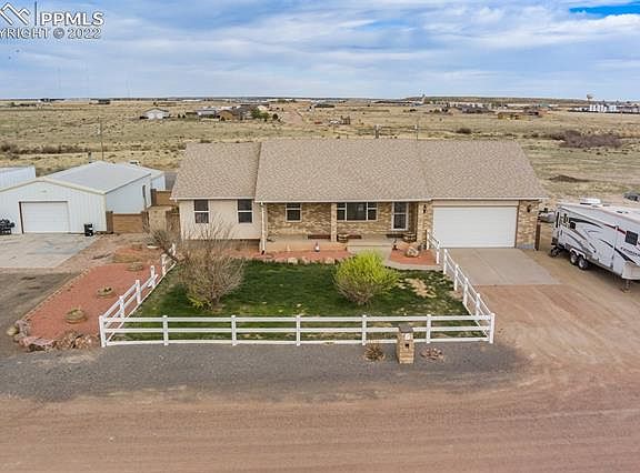 3rd image of 646 N Limon Ct