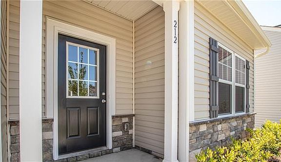 3rd image of 212 Fesperman Cir #162