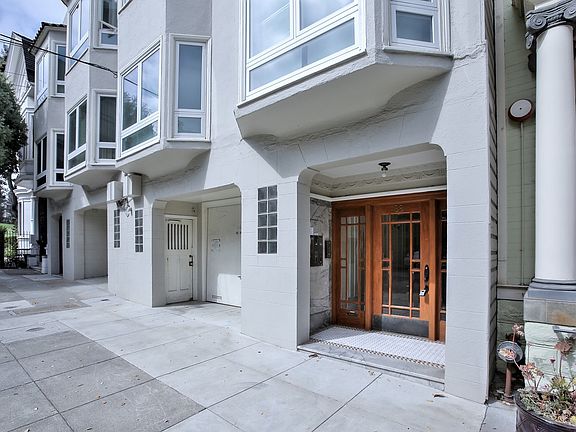 3rd image of 88 Cumberland St APT 1