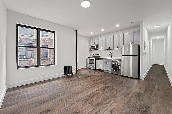 1st image of 201 W 109th St #65