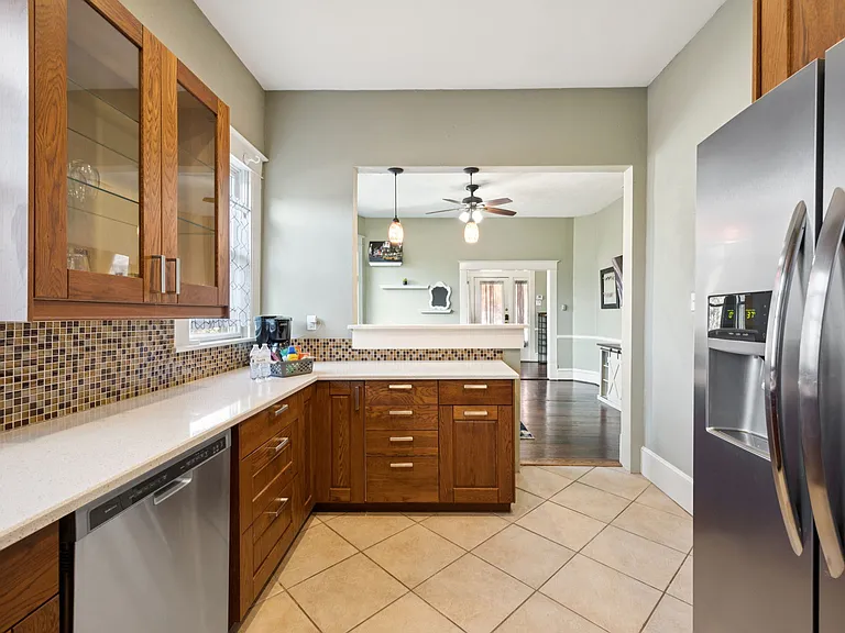 5502 Victor St — Photo 9