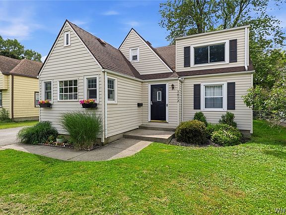3rd image of 1472 Wehrle Dr