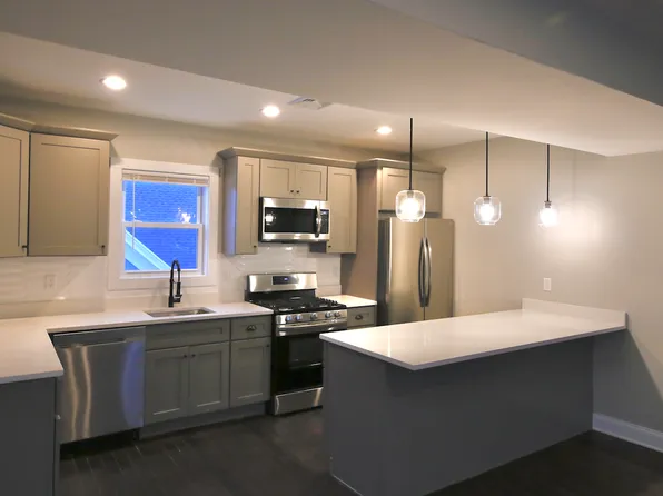 153 Almy St #3, Providence, RI 02909