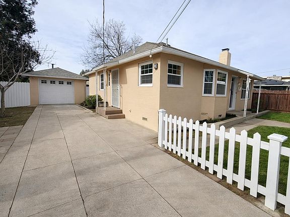 2nd image of 378 N Lawrence Ave