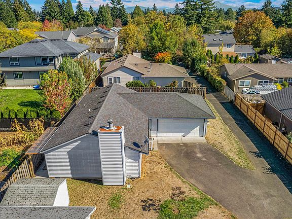 4th image of 760 SE 139th Ave