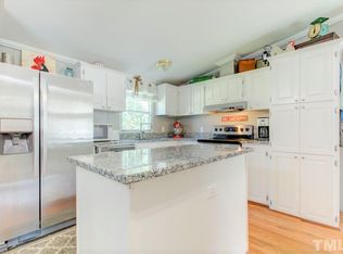 10 Bunker Ln, Louisburg, NC 27549