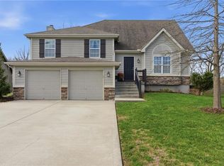 11504 N Marsh Ave, Kansas City, MO 64157