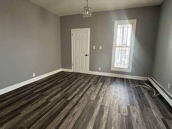 5th image of 88 Wilson Pl Floor 1