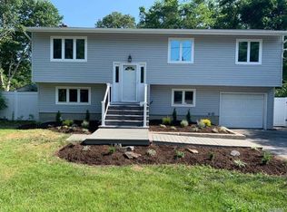 90 Tariff St, Sayville, NY 11782