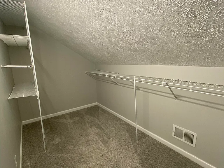 1715 Mary St — Photo 18
