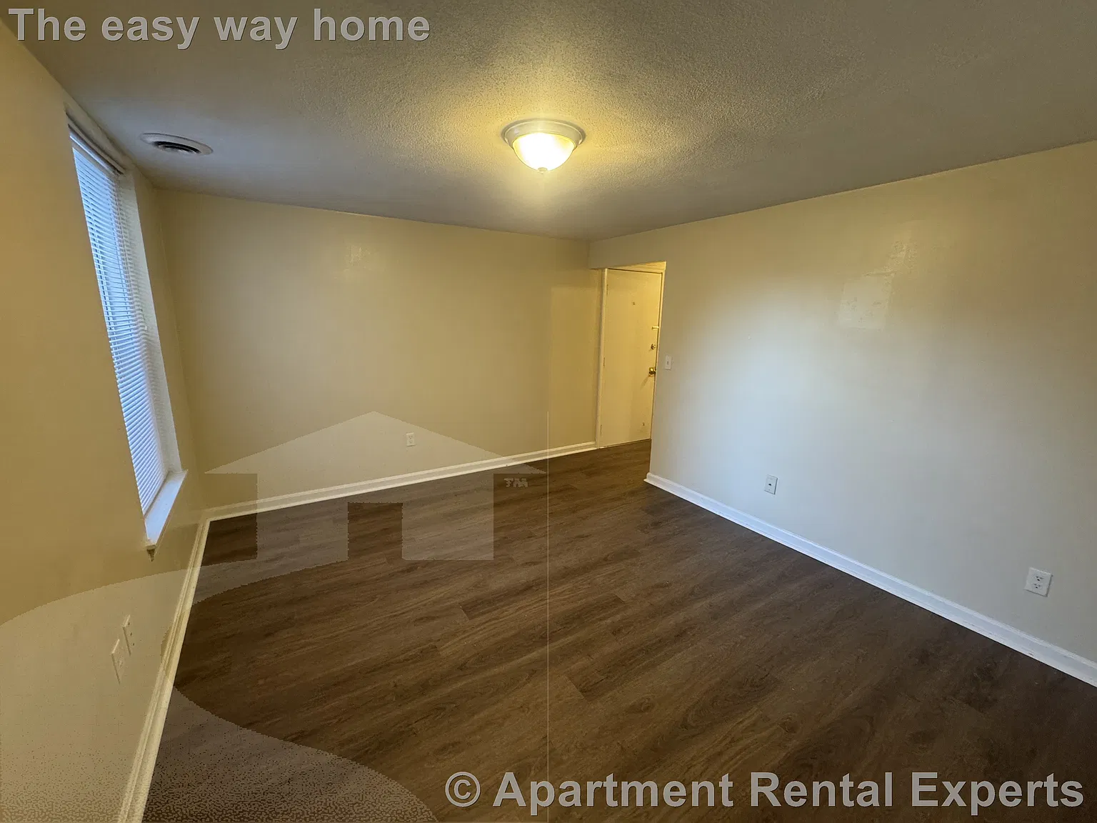 4 Douglass St — Photo 3