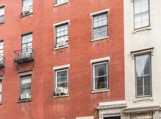 1807 Spruce St #1R, Philadelphia, PA 19103