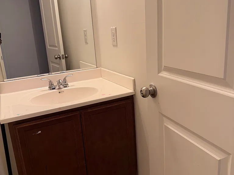 6243 Ellenwood Dr — Photo 17