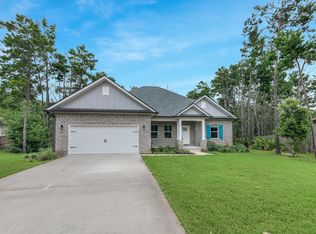 101 Leap Year Ln, Freeport, FL 32439