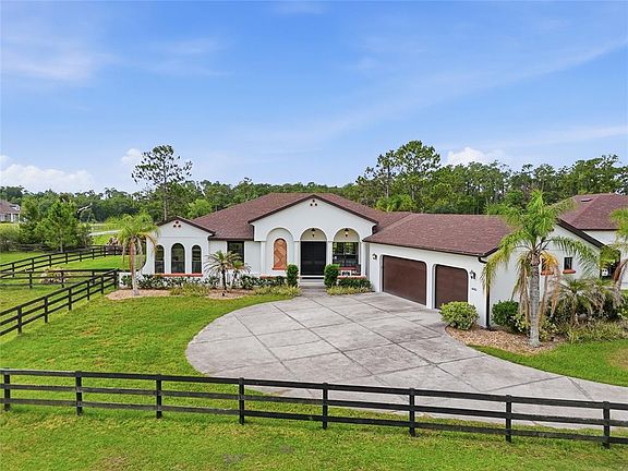 3rd image of 4460 Runway Ln
