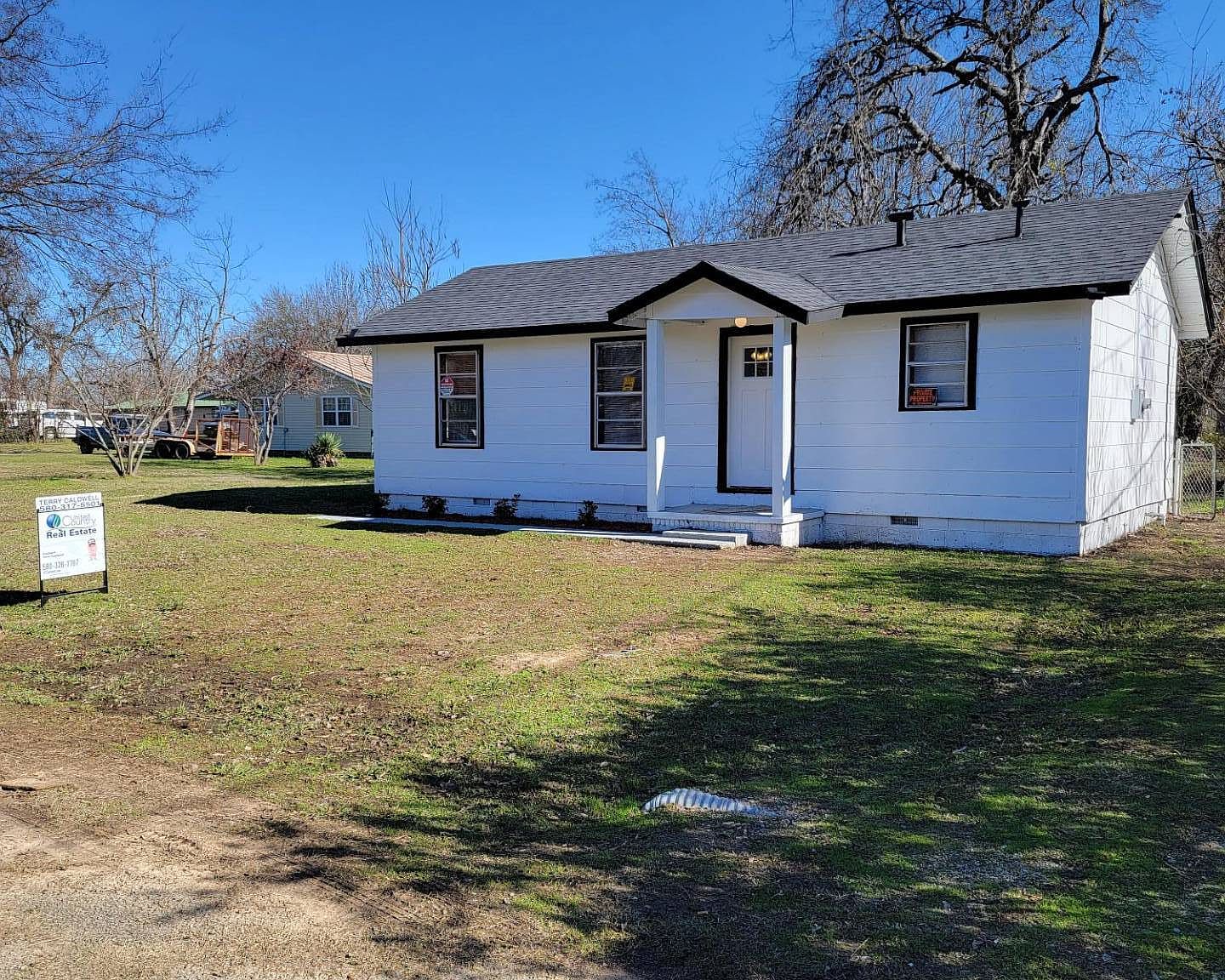 105 S F St, Hugo, OK 74743 Zillow