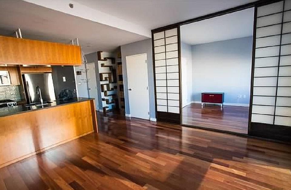 1st image of 240 51st Ave #3R