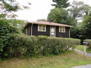 104 Overbrook Dr, Wellesley, MA 02482