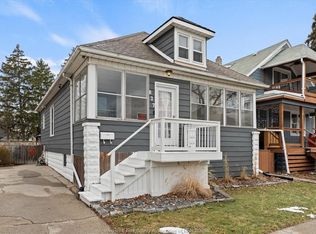 827 Ellrose Ave, Windsor, ON N8Y 3W6