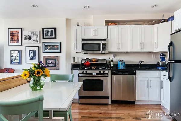 Rented by Halstead Real Estate | media 6