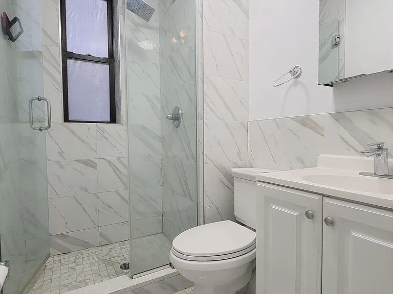 3143 Broadway #1F — Photo 9