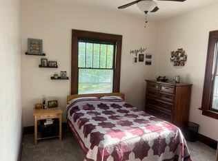 1944 Lake St #1, Lincoln, NE 68502