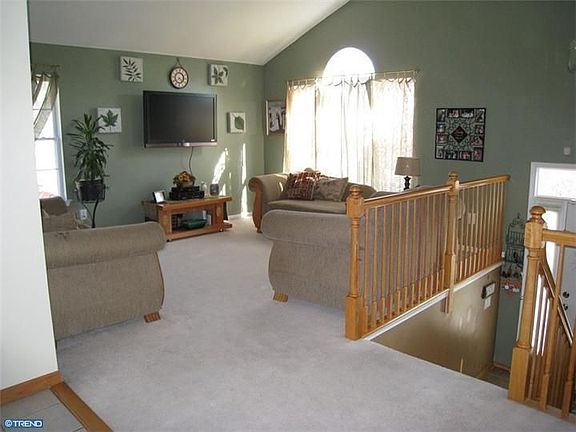 5th image of 1621 Briarwood Dr