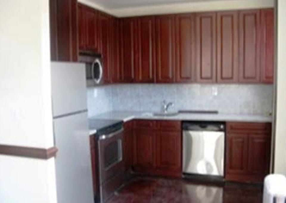 1st image of 125 7th Ave APT 2