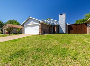 2011 Lorient Dr, Carrollton, TX 75007