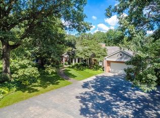 425 W County Line Rd, Barrington, IL 60010