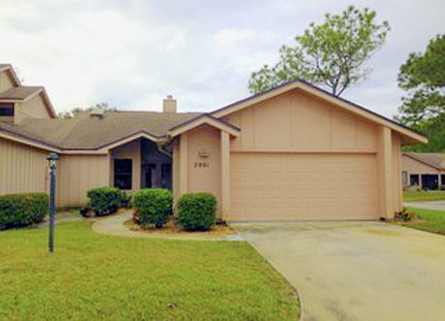 1st image of 2001 Teakwood Ln