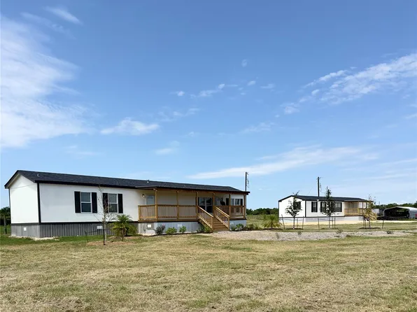 325 Lytton Ln, Dale, TX 78616