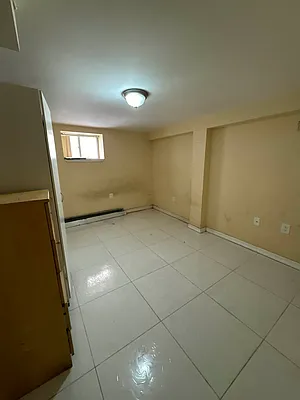 Sold by Momentum Real Estate LLC | media 14